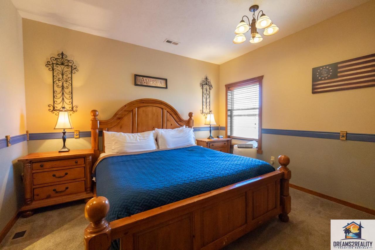 Forest Heights Lodge - 6Br - Pool Table - Near Silver Dollar City - Free Tickets Included Μπράνσον Εξωτερικό φωτογραφία