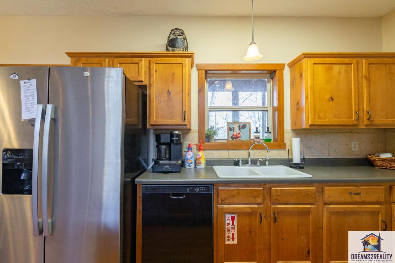 Forest Heights Lodge - 6Br - Pool Table - Near Silver Dollar City - Free Tickets Included Μπράνσον Εξωτερικό φωτογραφία