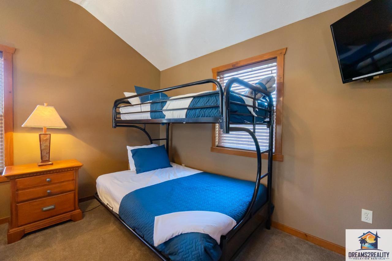 Forest Heights Lodge - 6Br - Pool Table - Near Silver Dollar City - Free Tickets Included Μπράνσον Εξωτερικό φωτογραφία