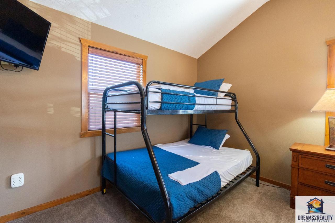 Forest Heights Lodge - 6Br - Pool Table - Near Silver Dollar City - Free Tickets Included Μπράνσον Εξωτερικό φωτογραφία