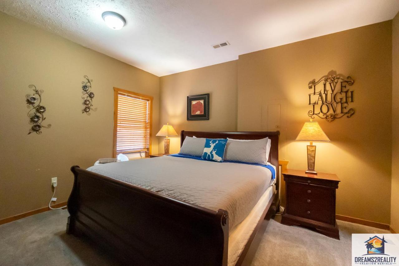Forest Heights Lodge - 6Br - Pool Table - Near Silver Dollar City - Free Tickets Included Μπράνσον Εξωτερικό φωτογραφία